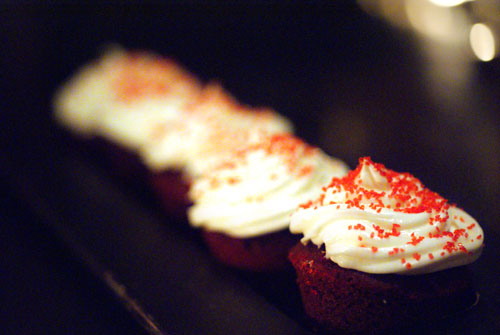 'Velvet Rope' Cupcakes